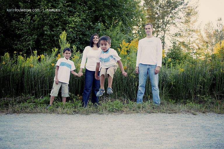 Crescent Beach Family Photographer