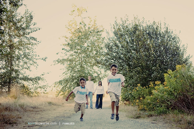 Crescent Beach Family Photographer
