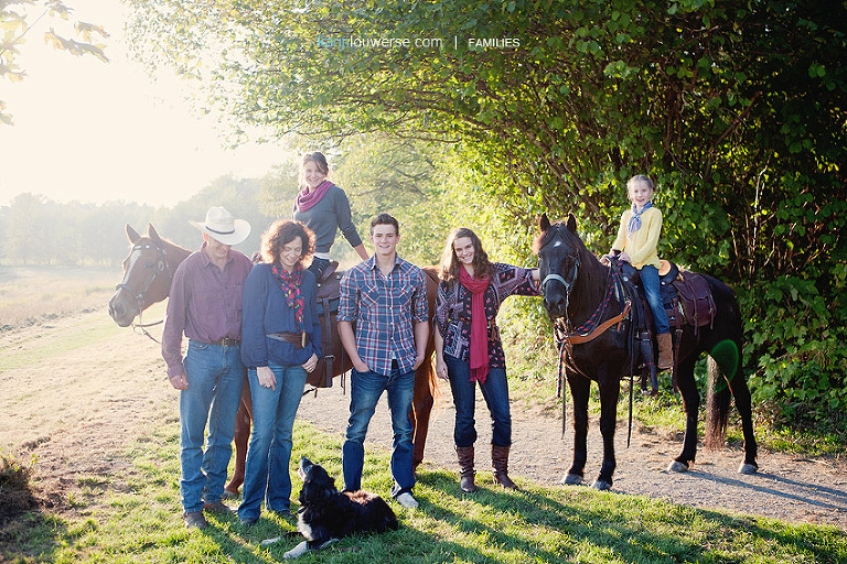 Aldergrove Family Horse Photographer